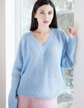 Мохеровый свитер женский с v-образным вырезом oversize